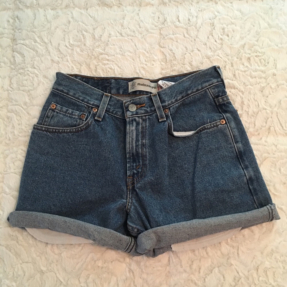 Levi 550 vintage jean shorts